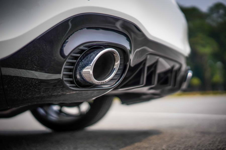 Детали экстерьера Mercedes-AMG A35 4Matic Sedan (V177) 2019 года  (MY) (фото 2 из 9)